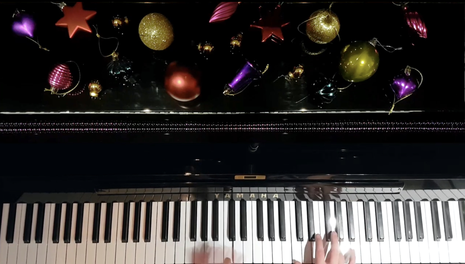 Lindsey Stirling's "Carol of the Bells" on Piano